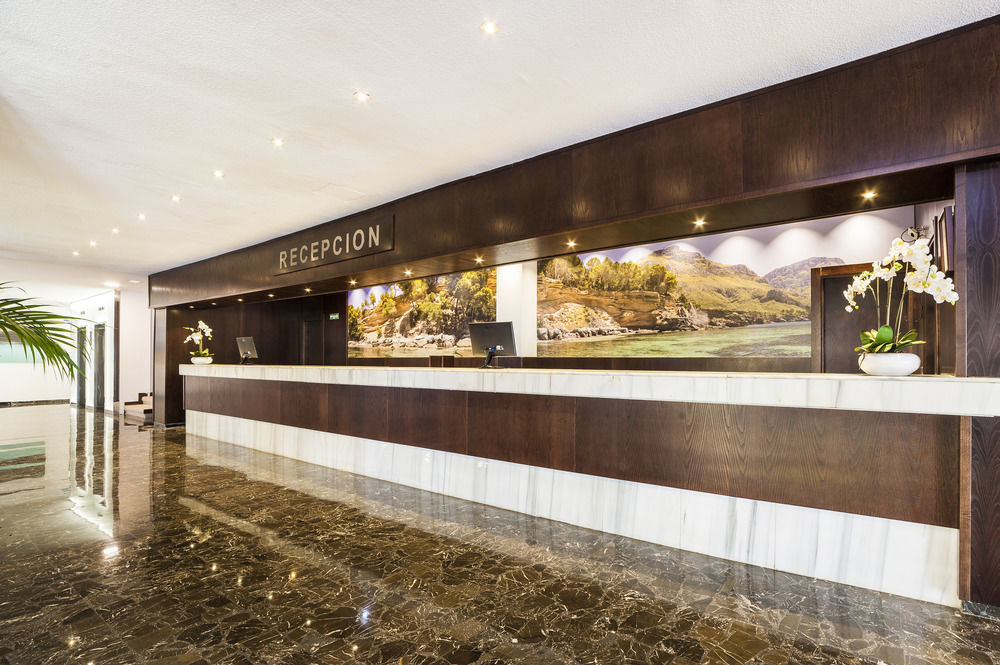 Globales Mimosa Hotel Palmanova Екстериор снимка
